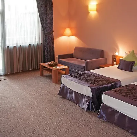 Hotell Real 3*