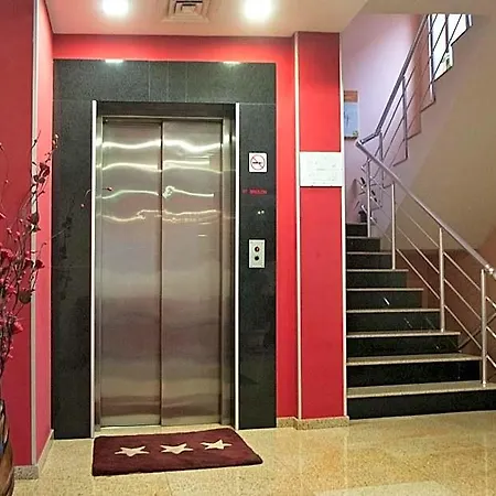 Hotel Real
