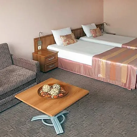 Real Hotel