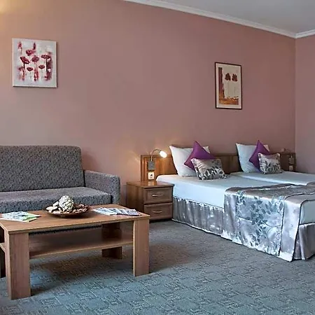 Real Hotel 3*