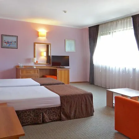 Hotell Real 3*
