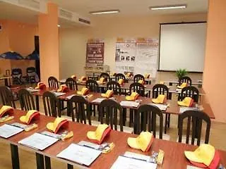 Real Hotell 3*